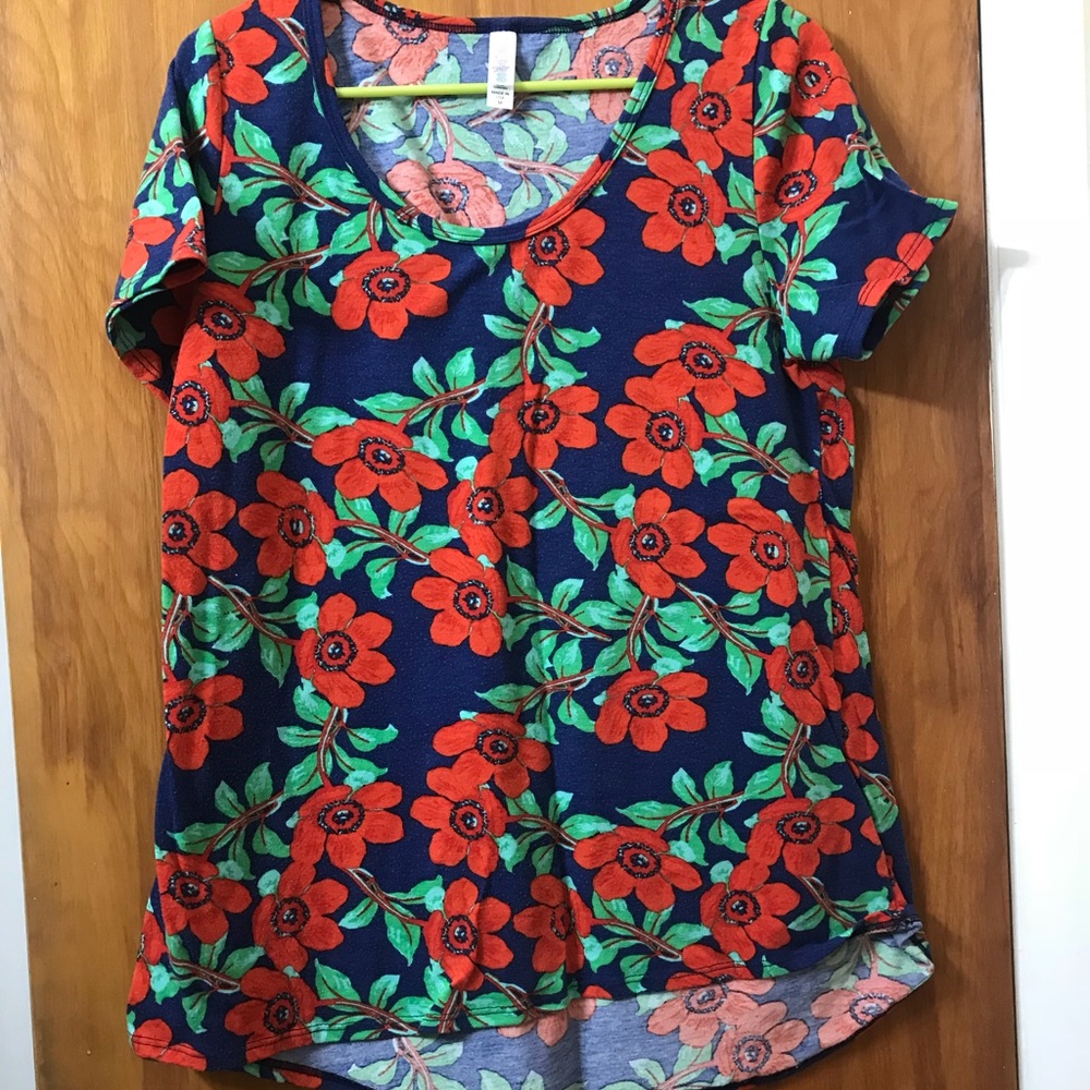 Lularoe classic t
